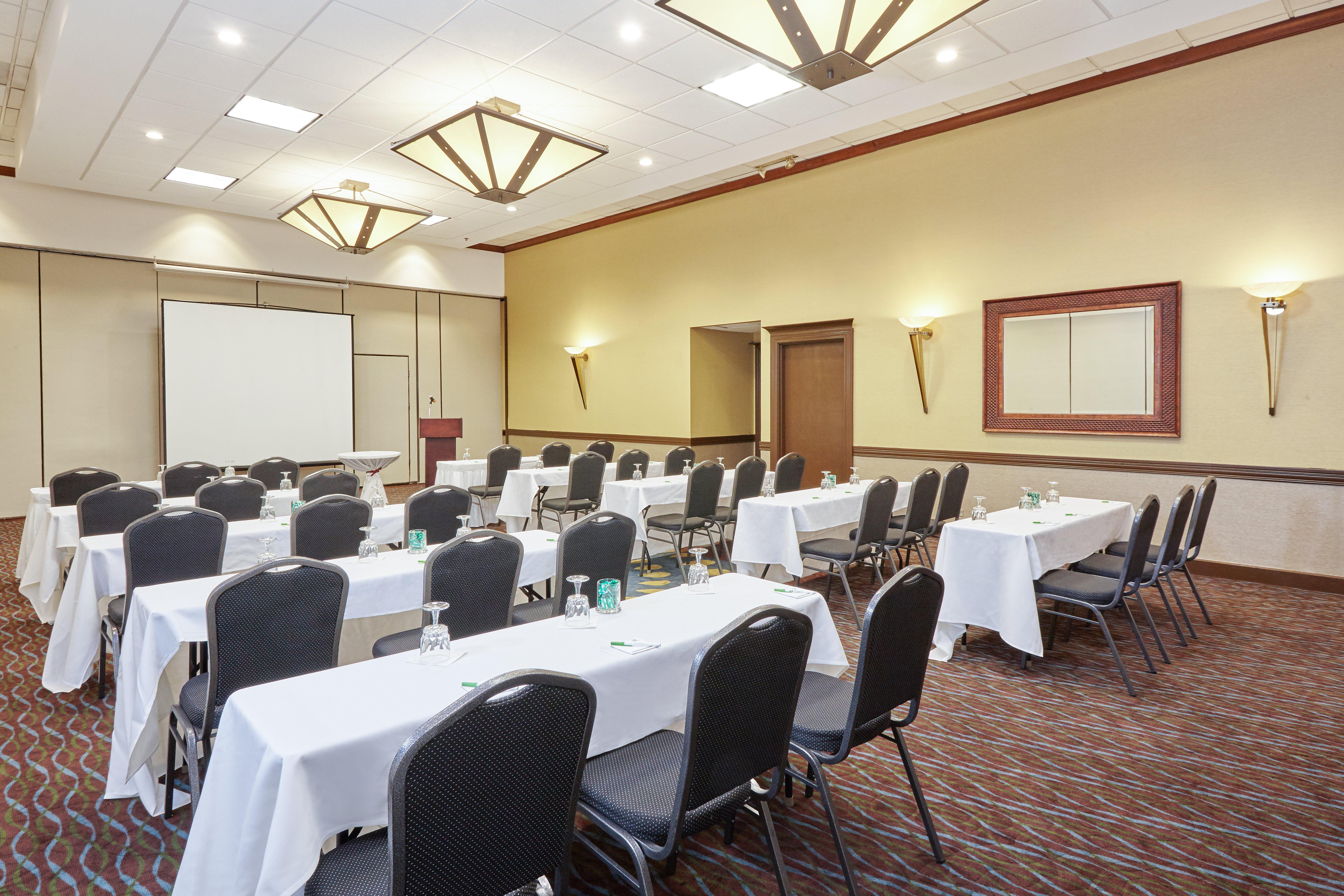 Holiday Inn Chicago Matteson Conference Center, An Ihg Hotel Экстерьер фото