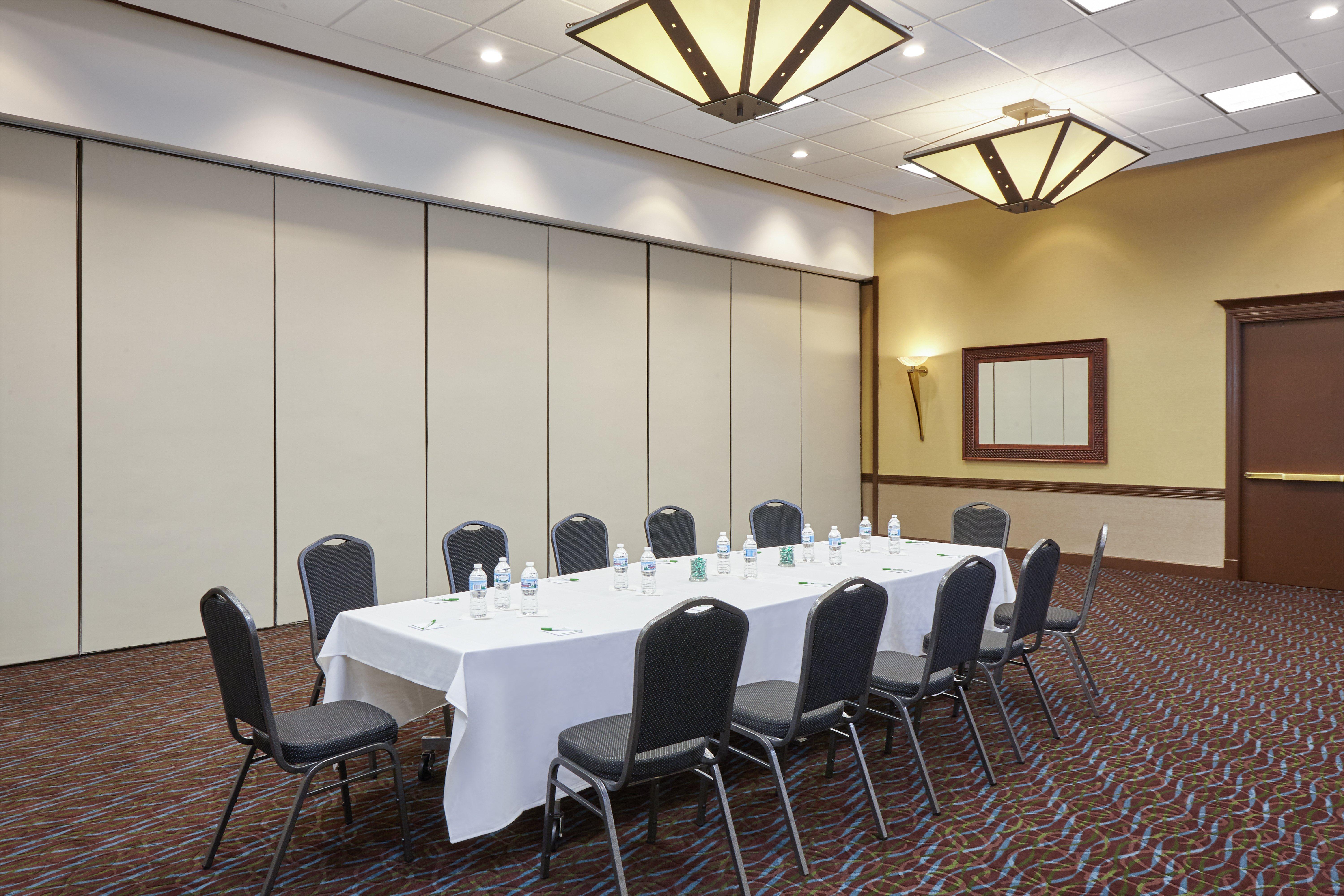Holiday Inn Chicago Matteson Conference Center, An Ihg Hotel Экстерьер фото