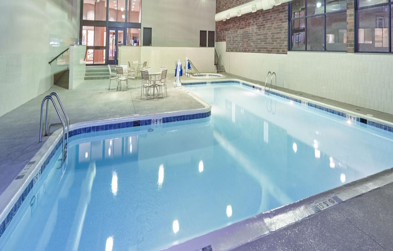 Holiday Inn Chicago Matteson Conference Center, An Ihg Hotel Экстерьер фото